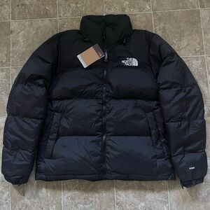 (NEW) The North Face 1996 Retro Nuptse Puffer Jacket (size L)